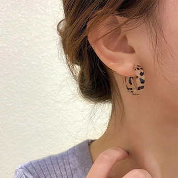Κορεατικά χαριτωμένα ακρυλικά σκουλαρίκια με στάμπα λεοπάρδαλης για γυναίκες Μοντέρνα γεωμετρικά σκουλαρίκια με διάφανο σχήμα ρητίνης κρίκους αισθητικής Δώρα κοσμημάτων