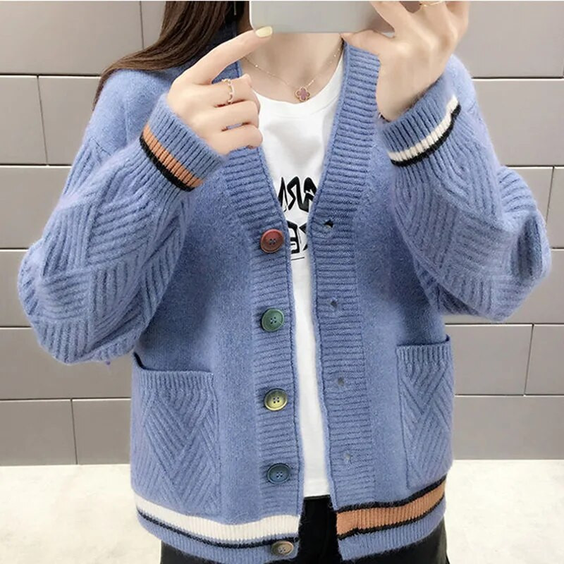 Moodsad V-kaelusega silmkoelised splaissitud taskud Sobivad kardigan kampsunid Naiste rõivad 2023. aasta sügis, uued vabaaja topid, lahtised korea mantel