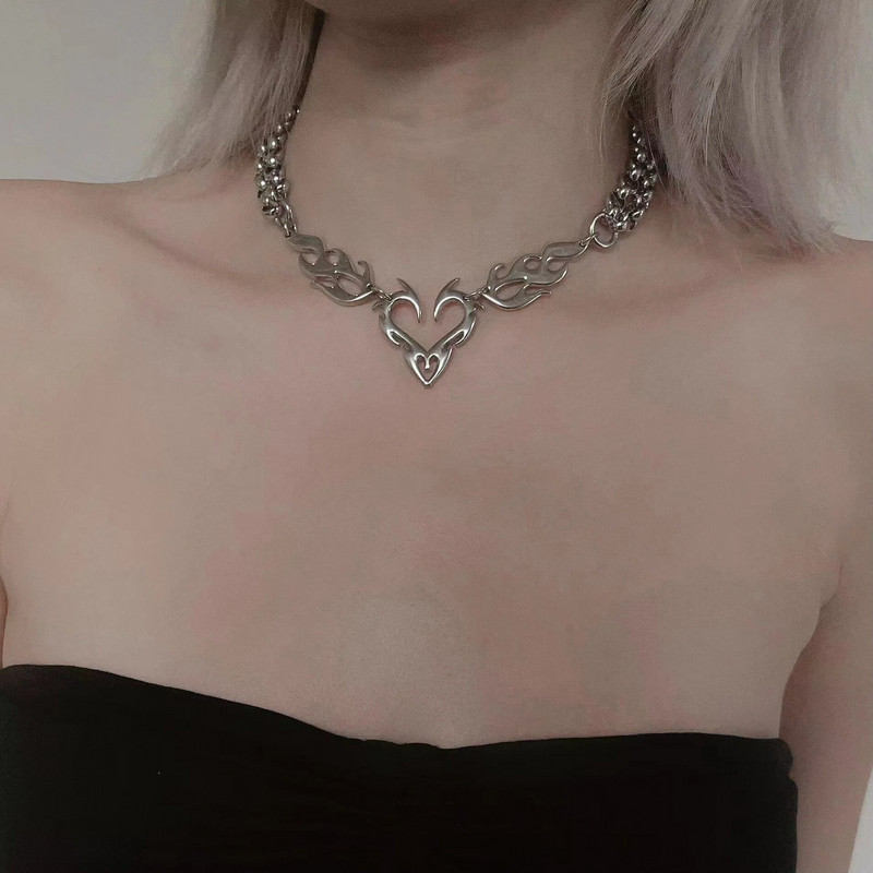 Punk Rock Totem Flame Hollow Love Heart Κολιέ για γυναίκες Unisex Hip Hop Χοντρές Αλυσίδες Choker Egirl Party Club Dancing Jewelry