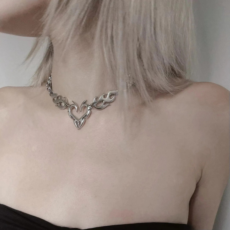 Punk Rock Totem Flame Hollow Love Heart Κολιέ για γυναίκες Unisex Hip Hop Χοντρές Αλυσίδες Choker Egirl Party Club Dancing Jewelry