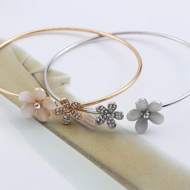 Klassikaline luksuslik trendikas naiste kristallist kaheleheline viieleheline India lilleline mansett käevõru, roostevabast terasest ehe kingitus