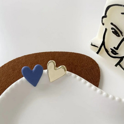 Minimālistiski sirds auskari ielas stila melni balti rozā dzelteni auskari sievietēm korejiešu modes mīlestības sirds emaljas auskari