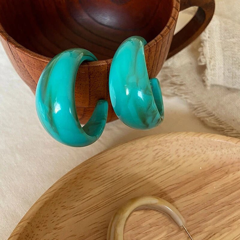 Vintage geomeetrilised ümmargused kõrvarõngad naistele Lihtne mitmevärviline akrüülist rõngaskõrvarõngas pidu Mood Ehted Aksessuaarid Kingitused