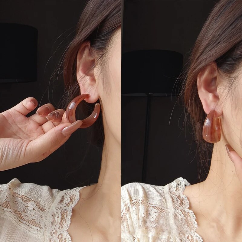 Vintage geomeetrilised ümmargused kõrvarõngad naistele Lihtne mitmevärviline akrüülist rõngaskõrvarõngas pidu Mood Ehted Aksessuaarid Kingitused