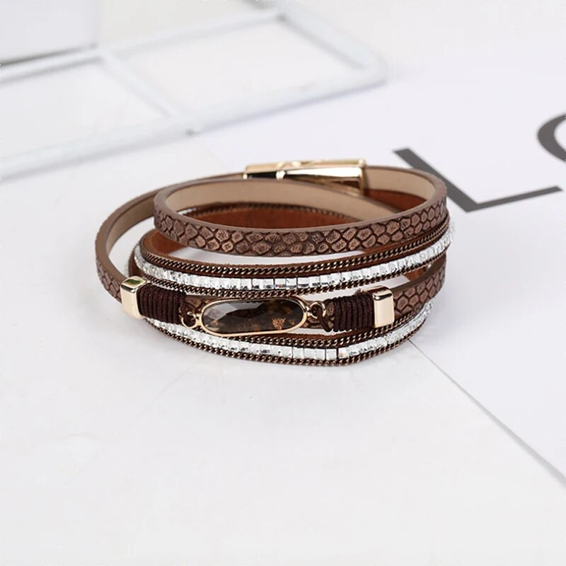 Modes ādas rokassprādzes sievietēm Rhinestone Charm Sieviešu Boho daudzslāņu plata ietīšanas rokassprādze Sieviešu kāzu aksesuāriRotaslietas