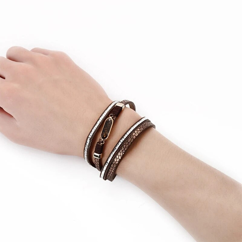 Modes ādas rokassprādzes sievietēm Rhinestone Charm Sieviešu Boho daudzslāņu plata ietīšanas rokassprādze Sieviešu kāzu aksesuāriRotaslietas