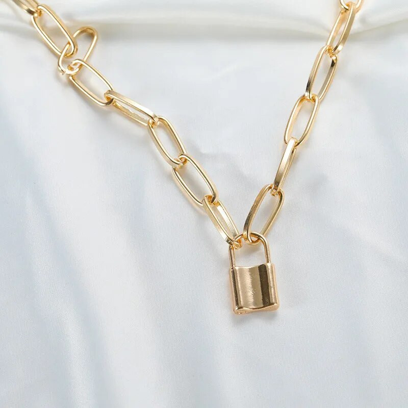 Jaunas slēdzenes kuloni panku kaklarotas sievietēm zelta krāsā dobas ķēdes personība sieviešu kakla rotaslietas gotiskā kakla dekorācija