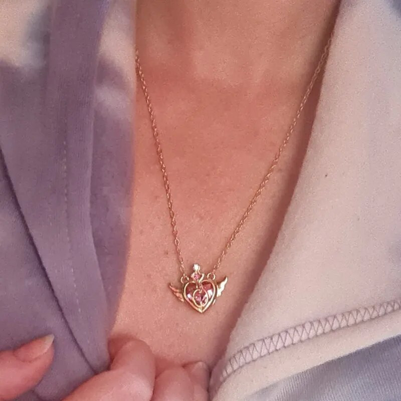 Anime Sailor Moon Cosplay μενταγιόν κολιέ για γυναίκες κορίτσια Crystal Wing Heart Chocker Κολιέ Κοσμήματα για πάρτι Cosplay Props