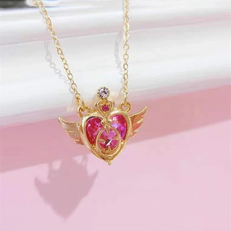 Anime Sailor Moon Cosplay μενταγιόν κολιέ για γυναίκες κορίτσια Crystal Wing Heart Chocker Κολιέ Κοσμήματα για πάρτι Cosplay Props