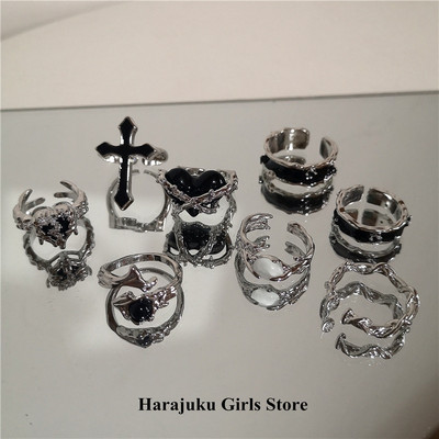 Punk Harajuku Goth Thorns Black Silver Color Irregular Heart Cross Open Ring For Women Men Lover Vintage 90s Y2K Grunge Jewely