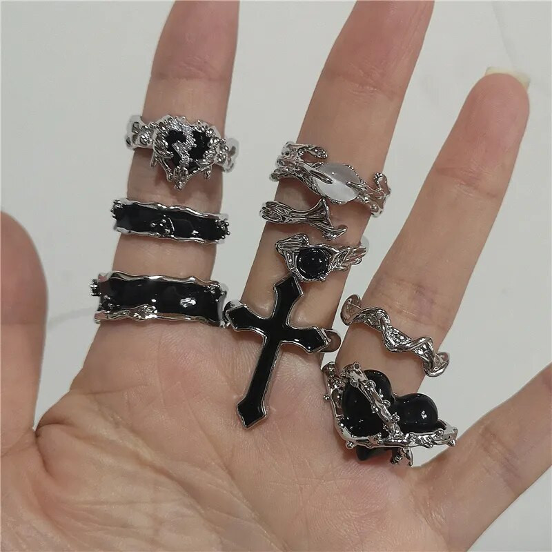 Punk Harajuku Goth Thorns Melns Sudraba Krāsa Neregulārs Sirds krusts Atvērts Gredzens Sievietēm Vīrieši Mīļākais Vintage 90s Y2K Grunge Jewelry