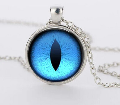 Red Cat Eye Kaklarota Charms Dragon Eyes Foto stikls Cabochon Pendnat Handmade Black Chain Kaklarotas Sieviešu Vīriešu Rotaslietas
