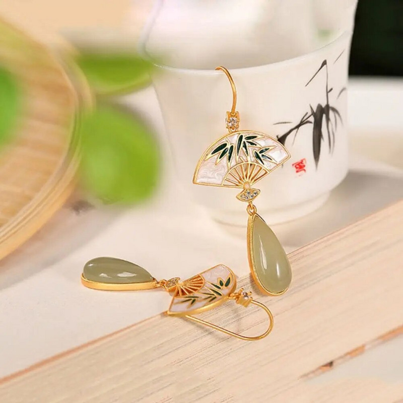 Γυναικείο κρεμαστό κρεμαστό σκουλαρίκι κρεμαστό σκουλαρίκι Hetian Jade Charms Κινέζικα σκουλαρίκια ιδιοσυγκρασία Κομψό άγκιστρο αυτιού Cheongsam κοσμήματα αξεσουάρ