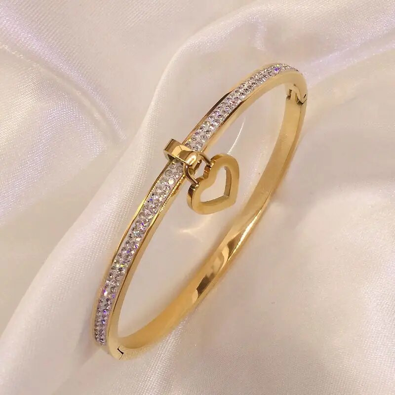 új divat Titán acél Klasszikus szerelmes karkötő , Egyszerű női rozsdamentes acél karkötők