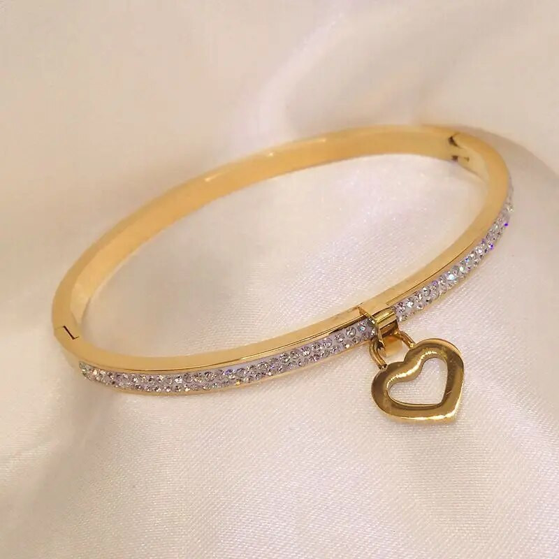 új divat Titán acél Klasszikus szerelmes karkötő , Egyszerű női rozsdamentes acél karkötők