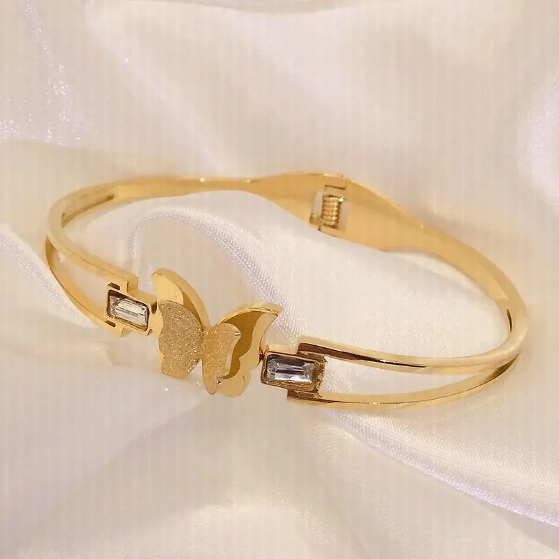 Titán acél új divatos cirkon matt pillangó karkötő, tavasznyitó sokoldalú női kézműves