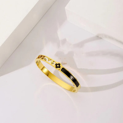 Modes ģeometrijas titāna tērauda atvērta rokassprādze sievietēm