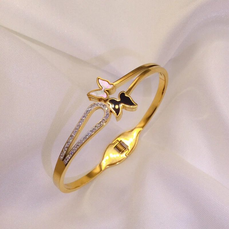 Uus klassikaline mood lihtne titaanterasest liblikas käevõru, naiste kullatud roostevabast terasest käevõrud