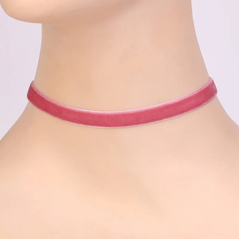 Vintage κοντό κολιέ Μαύρο κολιέ τσόκερ γιακά γυναικεία βελούδινη ζώνη Πολύχρωμη αλυσίδα τσόκερ με κλείδα