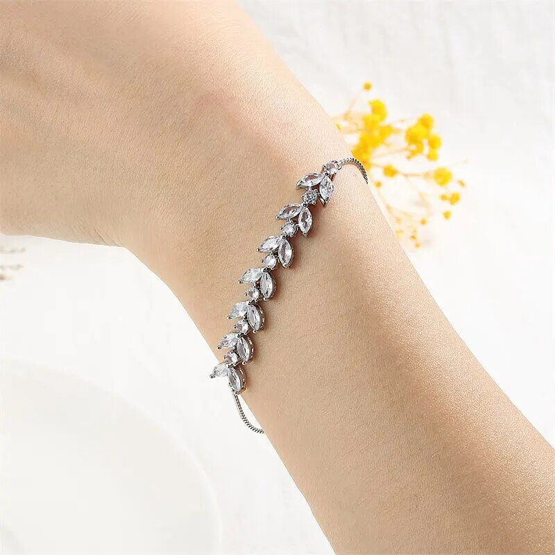 Modes kubiskā cirkonija lapu regulējamas kristāla rokassprādzes sievietēm Klasiskās līgavas ķēdes sieviešu ballīšu rotaslietas