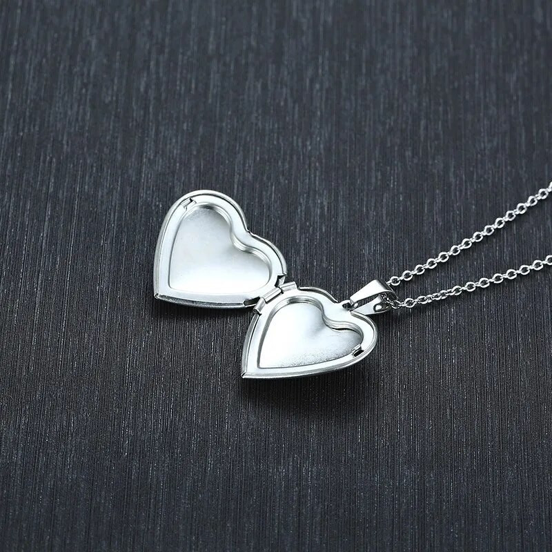 Vnox Light Heart Locket kuloni sievietēm Vīriešu atverams foto rāmis glancēts nerūsējošā tērauda kaklarotas ģimenes mīlestības apkakle