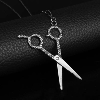 Borbély Bolt Nyaklánc Fodrász Eszközök 3D Fodrász Pole Borotva Szárító Olló Fésű Fodrász Medálok Nyakláncok Férfi Női