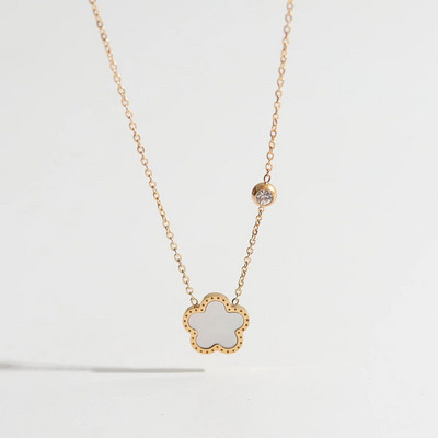 CARLIDANA Πολύχρωμο κολιέ με λουλούδια πέντε φύλλων κολιέ τσόκερ πολυτελές χρυσό μη αμαυρωμένο κολιέ από ανοξείδωτο ατσάλι για γυναίκες