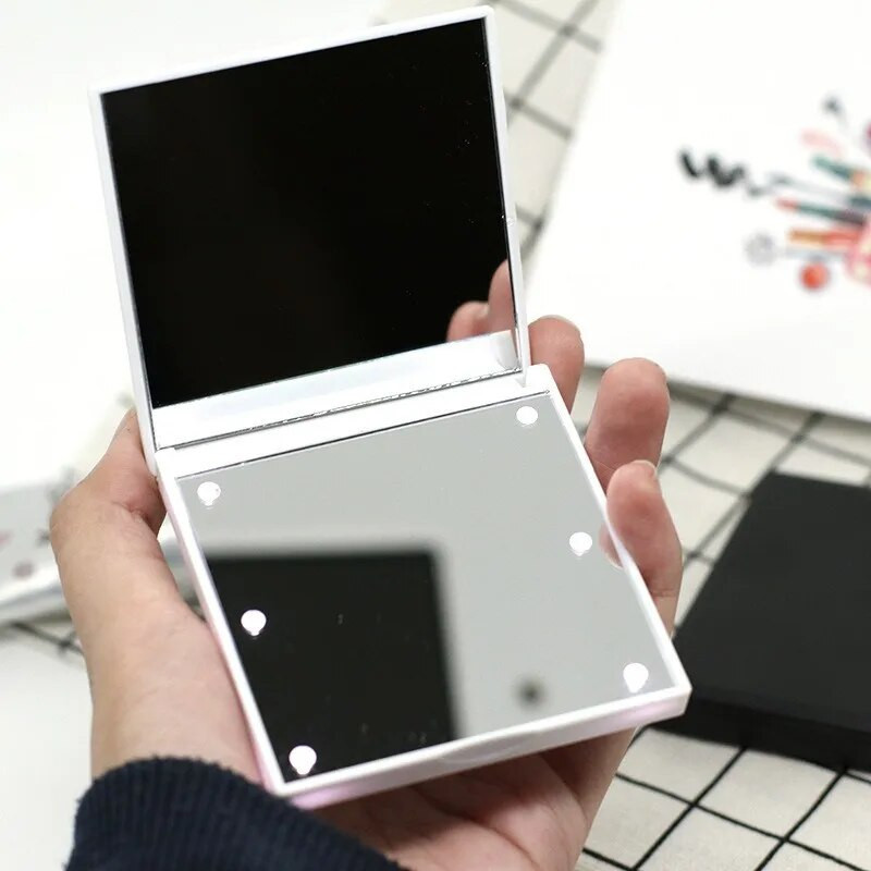 1 gab. 6 LED lampas Sieviešu salokāmi grima spoguļi Gaismas Sieviešu Kosmētiski ar rokām salokāmi Pārnēsājami Kompakti Kabatas spoguļi Aplauzuma rīki