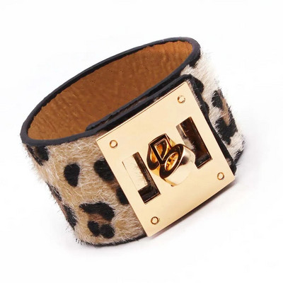 Modes Leoparda ādas rokassprādze sievietēm Vienkārša All-Match V Word Wide Charm Cuff Wrap Rokassprādze sieviešu aproces rotaslietas