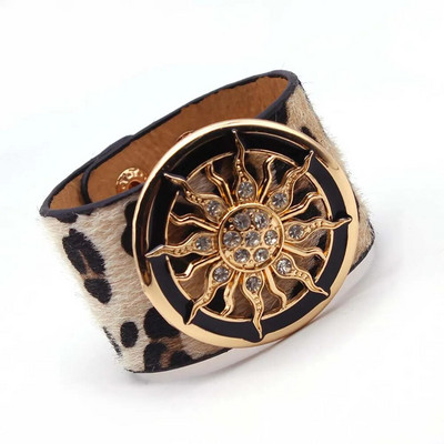 Modes Leoparda ādas rokassprādze sievietēm Vienkārša All-Match V Word Wide Charm Cuff Wrap Rokassprādze sieviešu aproces rotaslietas