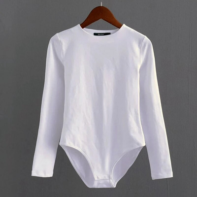 Šliaužtinukai Moteriški kombinezonai su bikini apačia su snapeliu užsegimais, tamprūs, ploni, ilgomis rankovėmis O formos iškirpte.