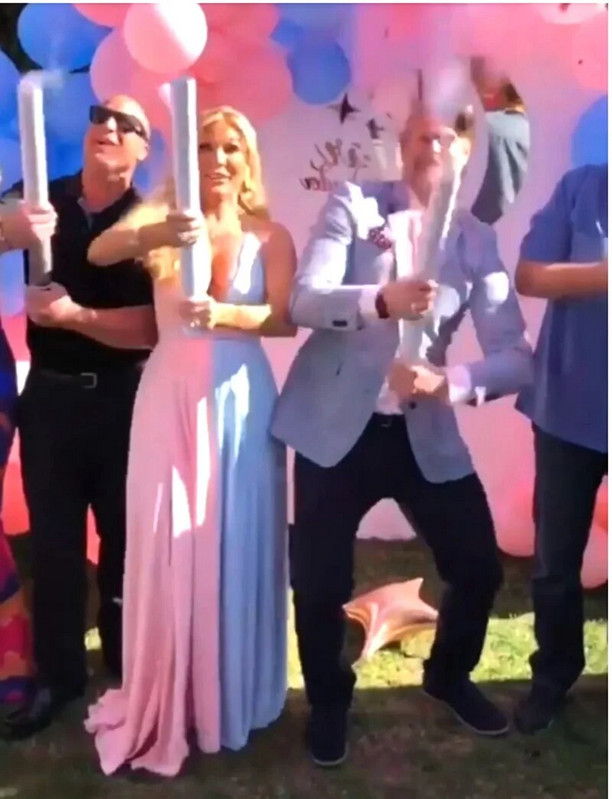 Garas grūtnieču fotografēšanas rekvizīti Grūtniecības kleitu fotografēšana Grūtnieču kleitas fotosesijai Grūtnieču kleita Mežģīņu kleita Maxi