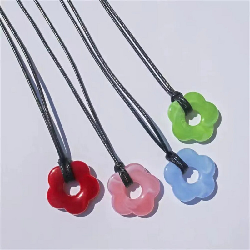 Spalvingas gėlių pakabukas karoliai moterims, merginai dovana Harajuku dervos slyvų žiedų Choker jubiliejaus Y2K juvelyrikos 2023 m. tendencija