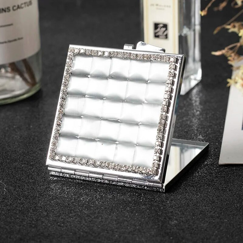 Mini kabatas kosmētikas spogulis, no divām pusēm salokāms kompakts spoguļa grims, 8 krāsu kristāla vairumtirdzniecība ballītes, dāvanas, suvenīri