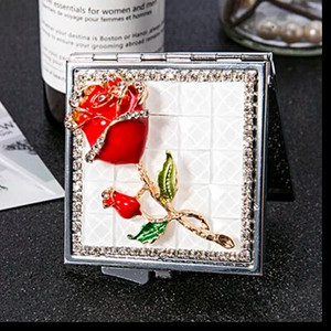 Mini Pocket kozmetikai sminktükör, 2-arcú, összehajtható kompakt tükör smink, virágos szív csípős ajak, nagykereskedelmi party-ajándékok