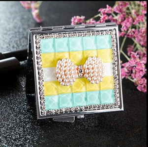 Mini Pocket kozmetikai sminktükör, 2-arcú, összehajtható kompakt tükör smink, virágos szív csípős ajak, nagykereskedelmi party-ajándékok