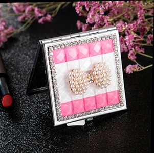 Mini Pocket kozmetikai sminktükör, 2-arcú, összehajtható kompakt tükör smink, virágos szív csípős ajak, nagykereskedelmi party-ajándékok