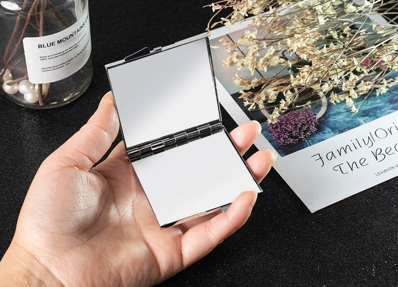 Mini Pocket Kosmētiskais kosmētikas spogulis, No abām pusēm salokāms mazs, kompakts rokas spoguļa grima maska, seksīga maska, vairumtirdzniecības ballīšu dāvanas