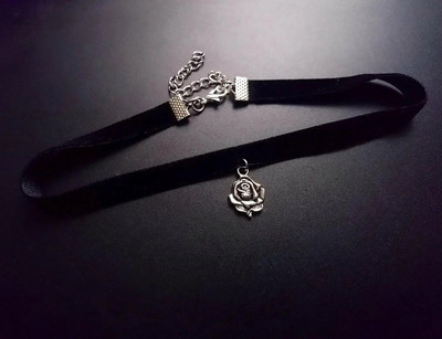 Spider Choker Black Velvet Choker gótikus ékszer Pókháló nyaklánc