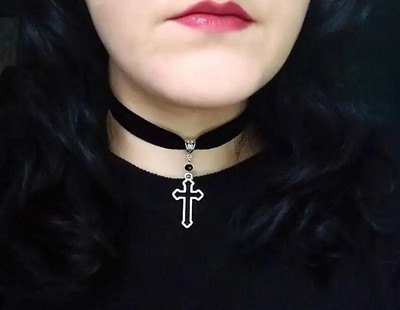 Spider Choker Black Velvet Choker gótikus ékszer Pókháló nyaklánc
