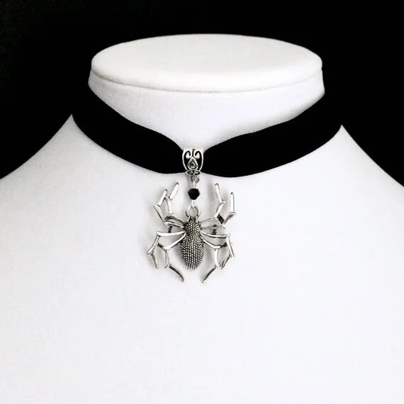 Spider Choker Black Velvet Choker gótikus ékszer Pókháló nyaklánc