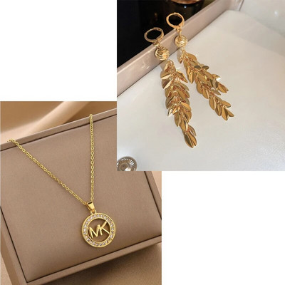 Κολιέ με ακανόνιστο οβάλ γράμμα Χρυσό χρώμα Κρεμαστό Κολιέ για Γυναικεία Προσωπικότητα Κολιέ από ανοξείδωτο ατσάλι Κομψό κόσμημα