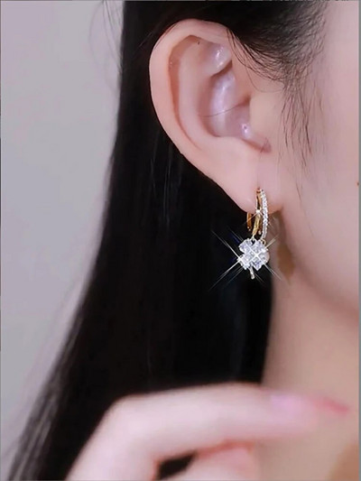 Κολιέ με ακανόνιστο οβάλ γράμμα Χρυσό χρώμα Κρεμαστό Κολιέ για Γυναικεία Προσωπικότητα Κολιέ από ανοξείδωτο ατσάλι Κομψό κόσμημα