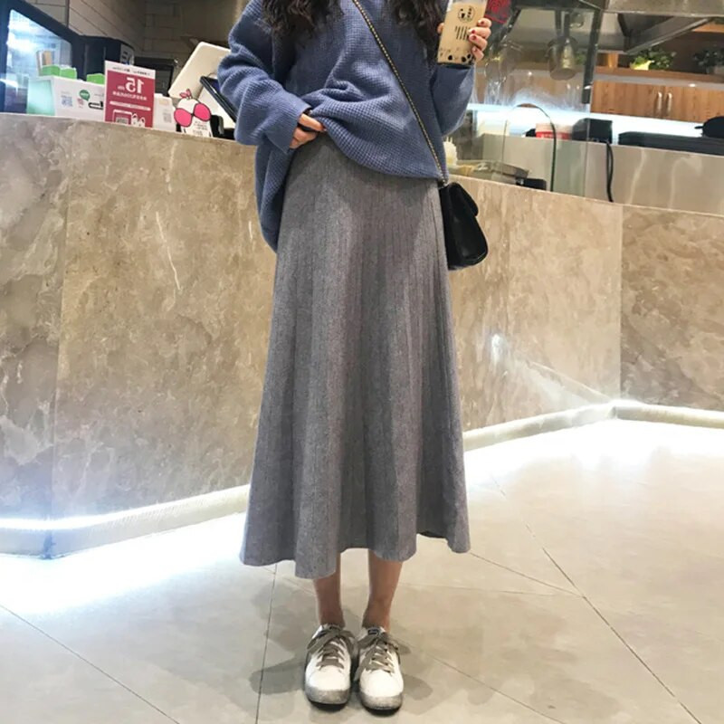 2022. Nova korejska modna odjeća za trudnice Jesen Zima Suknja Pletene plisirane trudničke crne suknje visokog struka P00101