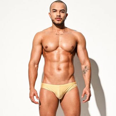 Jednobojni muški kratki kupaći kostim koji se brzo suši, muški seksi kupaći gaćice za treniranje, kratke hlače, prozračna odjeća za plažu za surfanje