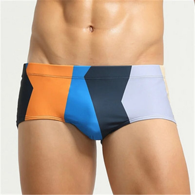 2021 m. vasaros vyriški maudymosi kostiumėliai šortai Firminiai paplūdimio drabužiai Seksualūs maudymosi lagaminai Vyriški maudymosi kostiumėliai žemu juosmeniu, kvėpuojantis paplūdimio drabužis