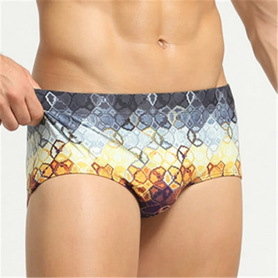 2021 m. vasaros vyriški maudymosi kostiumėliai šortai Firminiai paplūdimio drabužiai Seksualūs maudymosi lagaminai Vyriški maudymosi kostiumėliai žemu juosmeniu, kvėpuojantis paplūdimio drabužis