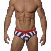 Aukštos kokybės maudymosi kostiumėliai Vyriški maudymosi kelnaitės ir kelnaitės Seksualūs žemo juosmens vyriški maudymosi kostiumėliai paplūdimio maudymosi kostiumėlis bokseriai