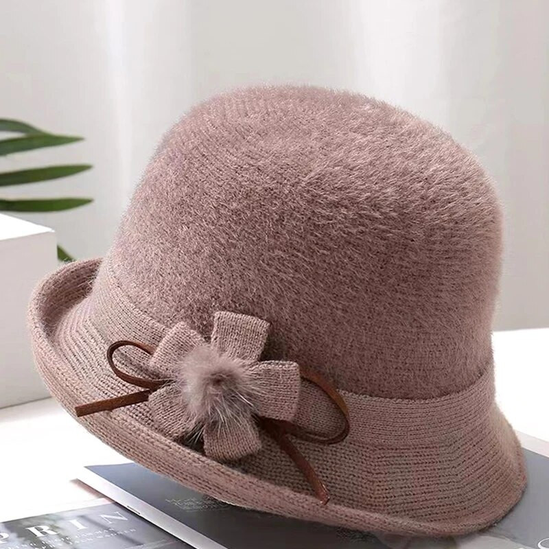 Rudens žiema Vidutinio amžiaus moteriškos šiltos dirbtinės audinės kailio vienspalvės gėlių kepurės Patogios moteriškos megztos vilnonės kepuraitės