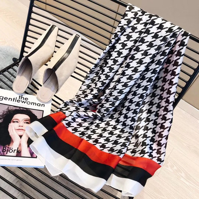 Jaunas sieviešu zīda šalles un ietīšana vasaras luksusa zīmola dizainere sievietēm, kurkām zobiem Pashmina Femme Foulard Bandana Hijab Black